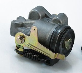 Цилиндр торм.перед.правый ISUZU NQR-71/75 (б/прок) Proper прайс