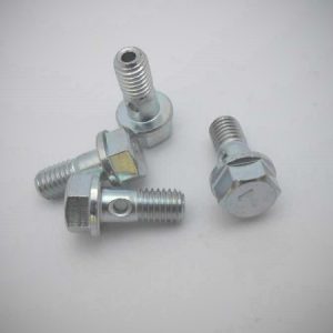 Болт трубки обратки ISUZU NQR 75/90 4hk1 Zexel
